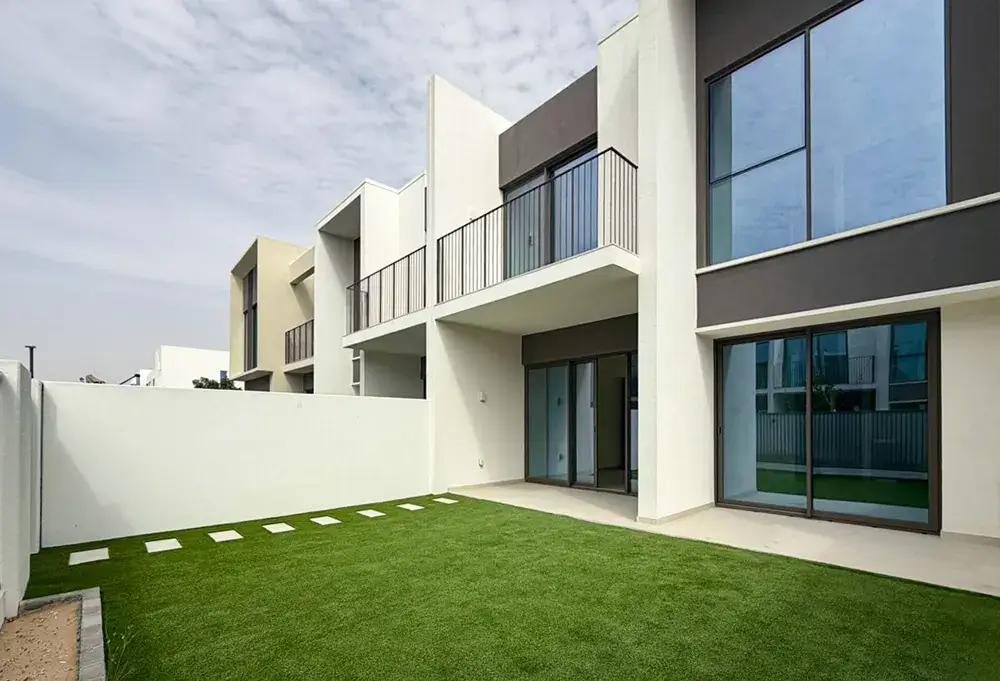 Townhouse for rent in Nara – The Valley